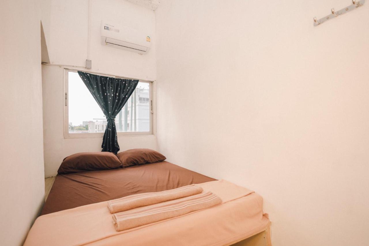 Liberta Hostel Bangkok Extérieur photo