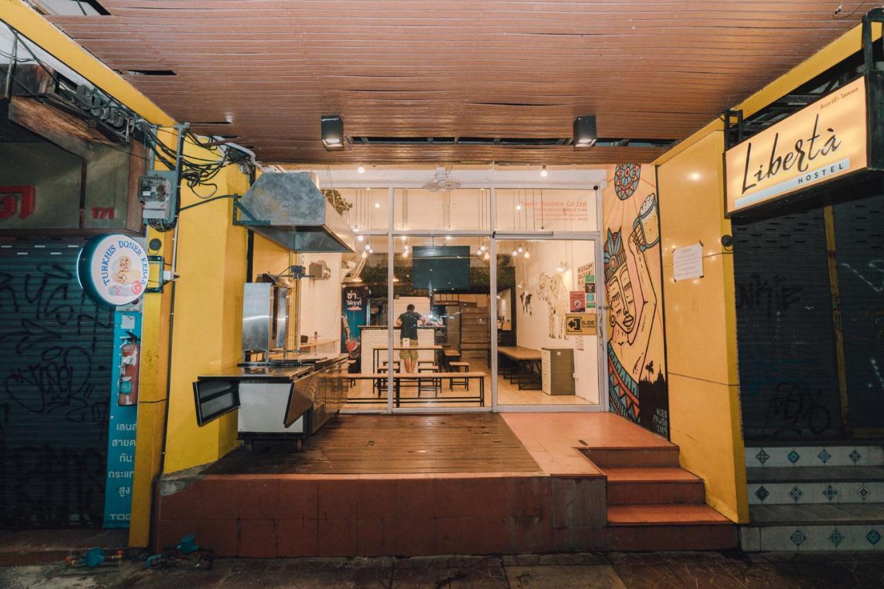 Liberta Hostel Bangkok Extérieur photo