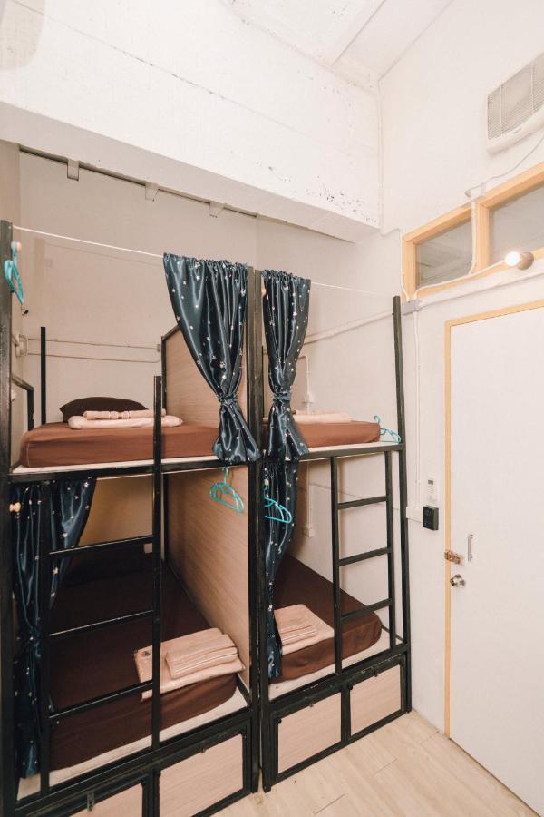 Liberta Hostel Bangkok Extérieur photo
